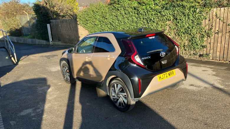 Toyota Aygo X 1.0 VVT-i Edge 5dr Petrol Hatchback